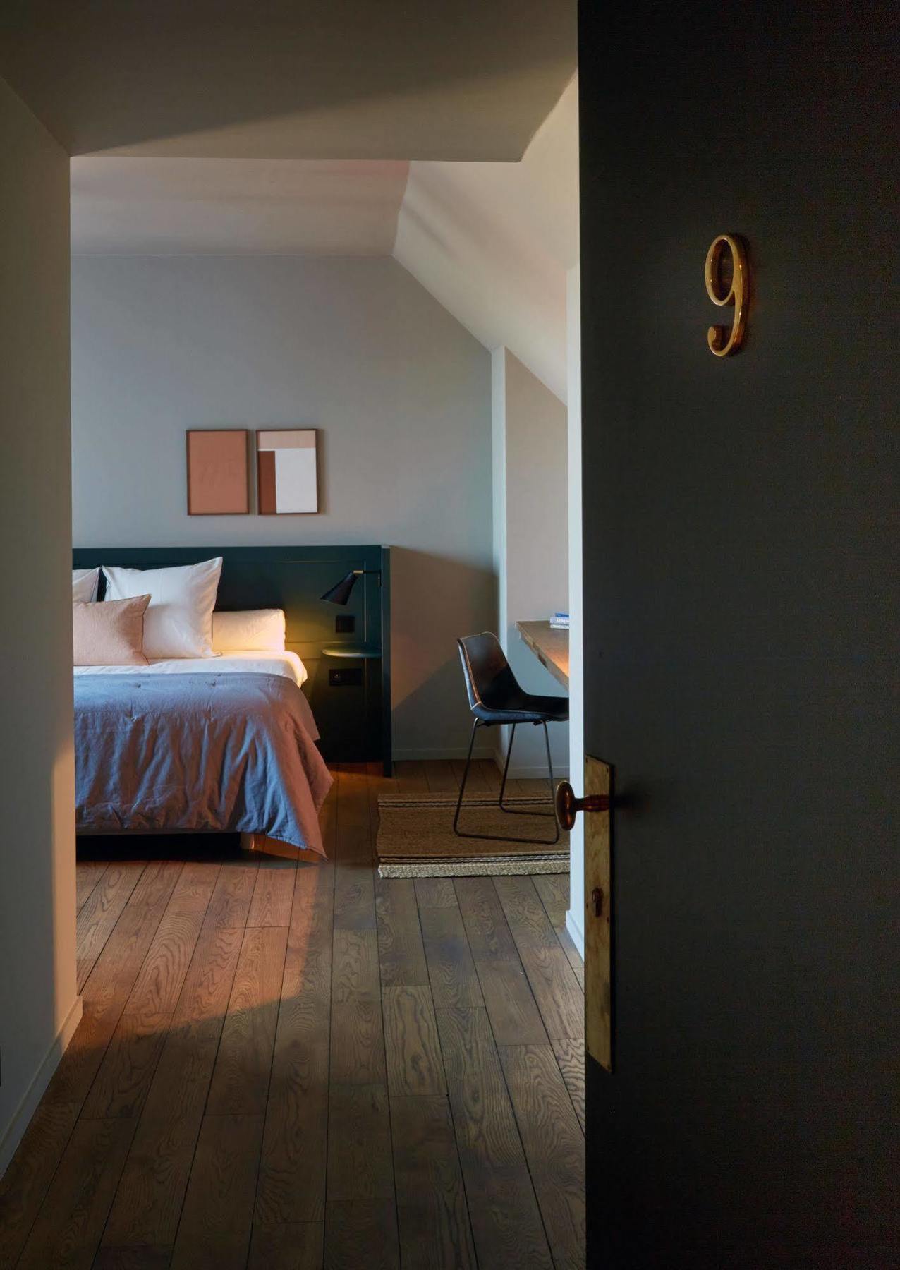 Du Pecheur Hotel
